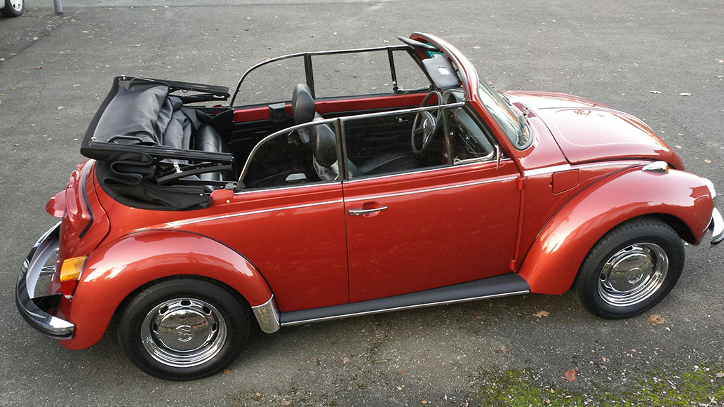 VW_Kaefer_1303_Bordeaux_rot_met_05.jpg