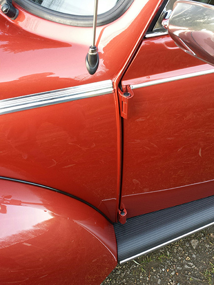 VW_Kaefer_1303_Bordeaux_rot_met_14.jpg