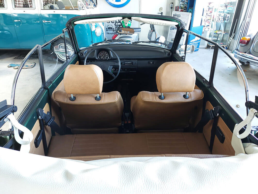 1303-LS-Kaefer-Cabriolet-gruen-19.jpg